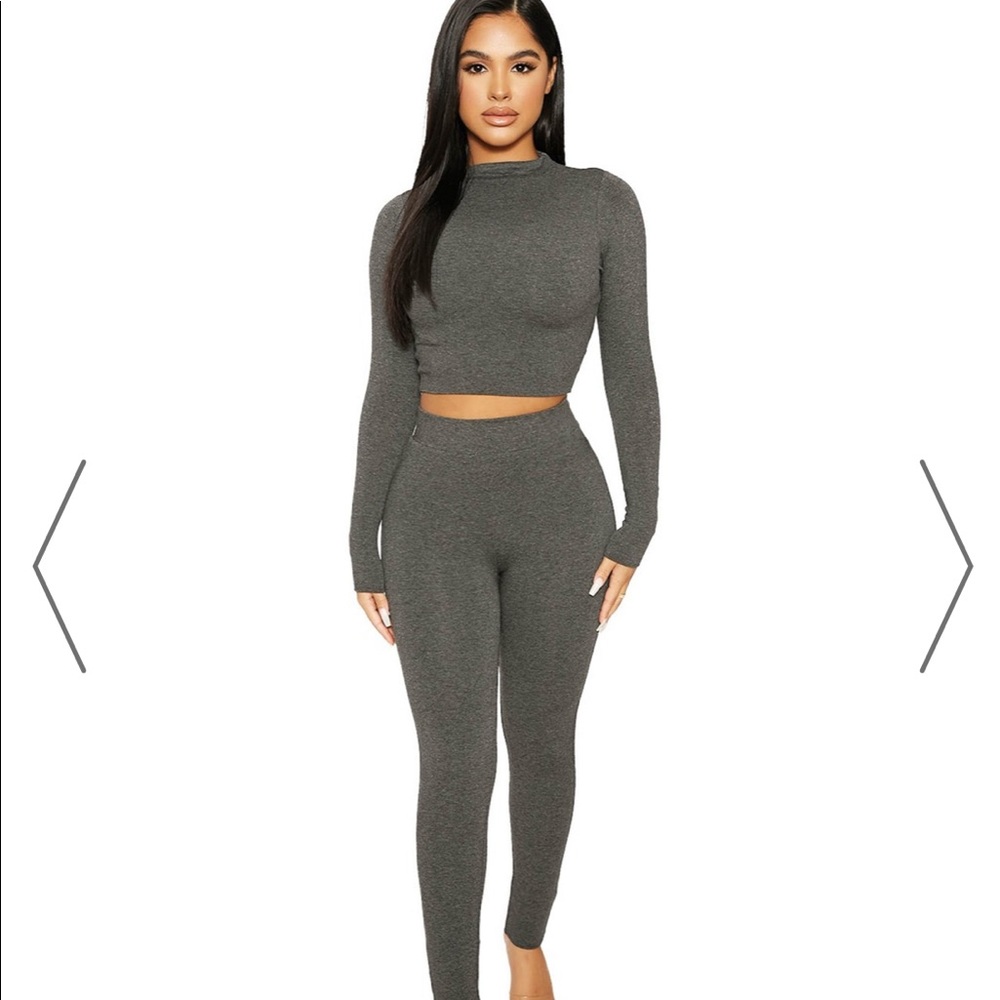 Naked Wardrobe 2 Piece set